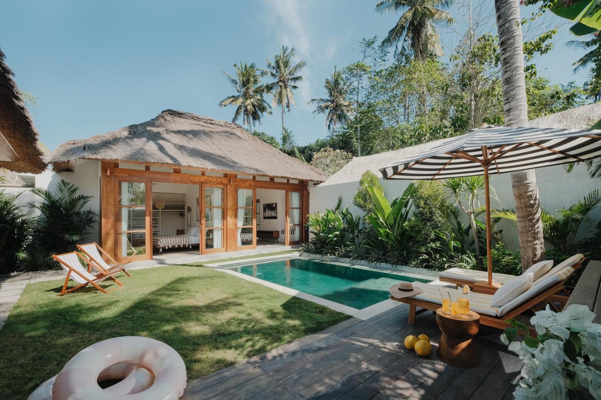 Loop Villas Kuta  Exterior photo